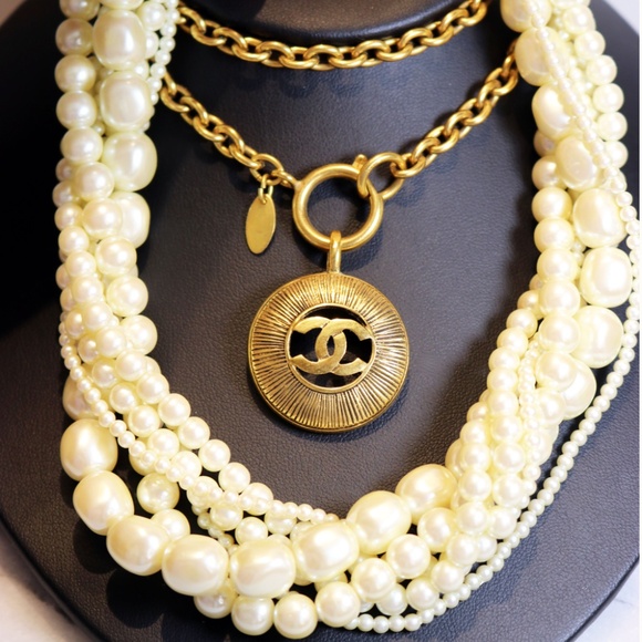 Chanel CC Logo Pendant Necklace with Spring Ring Clasp and Oval Cartouche ID Tag - Picture 9 of 16